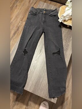 Straight-Leg Black Distressed Women's Jeans